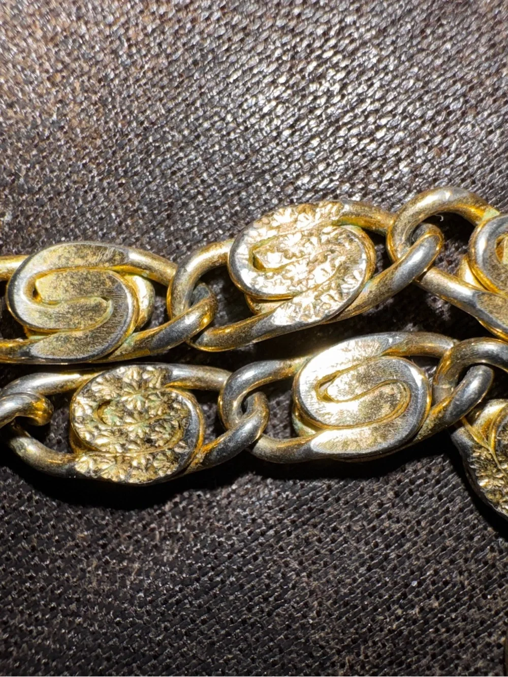 Vintage Avon Greek Key Flat Link Chain Necklace - Gold